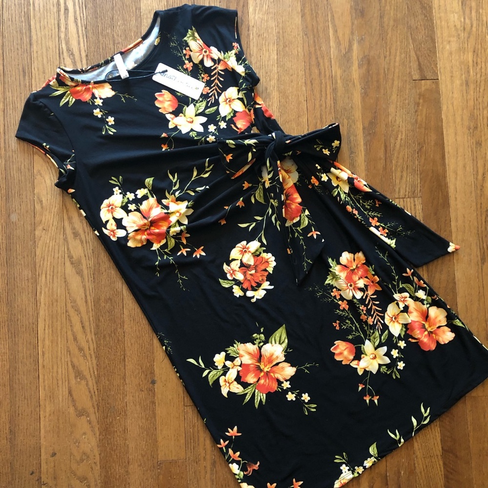 Mother Bee Maternity Dress Size Medium